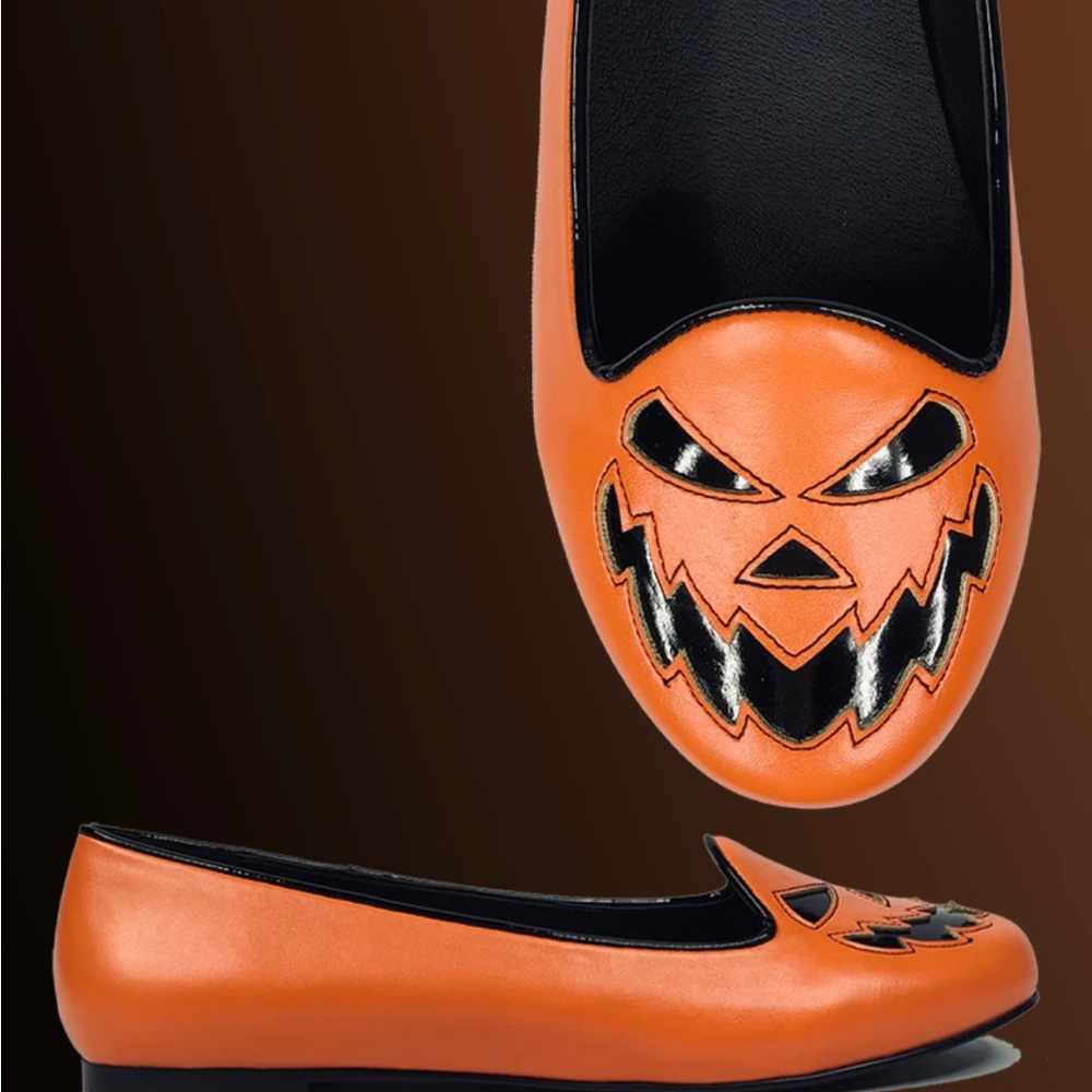New In Box. Strangecvlt Lydia scary Jack orange flats. Size 8.